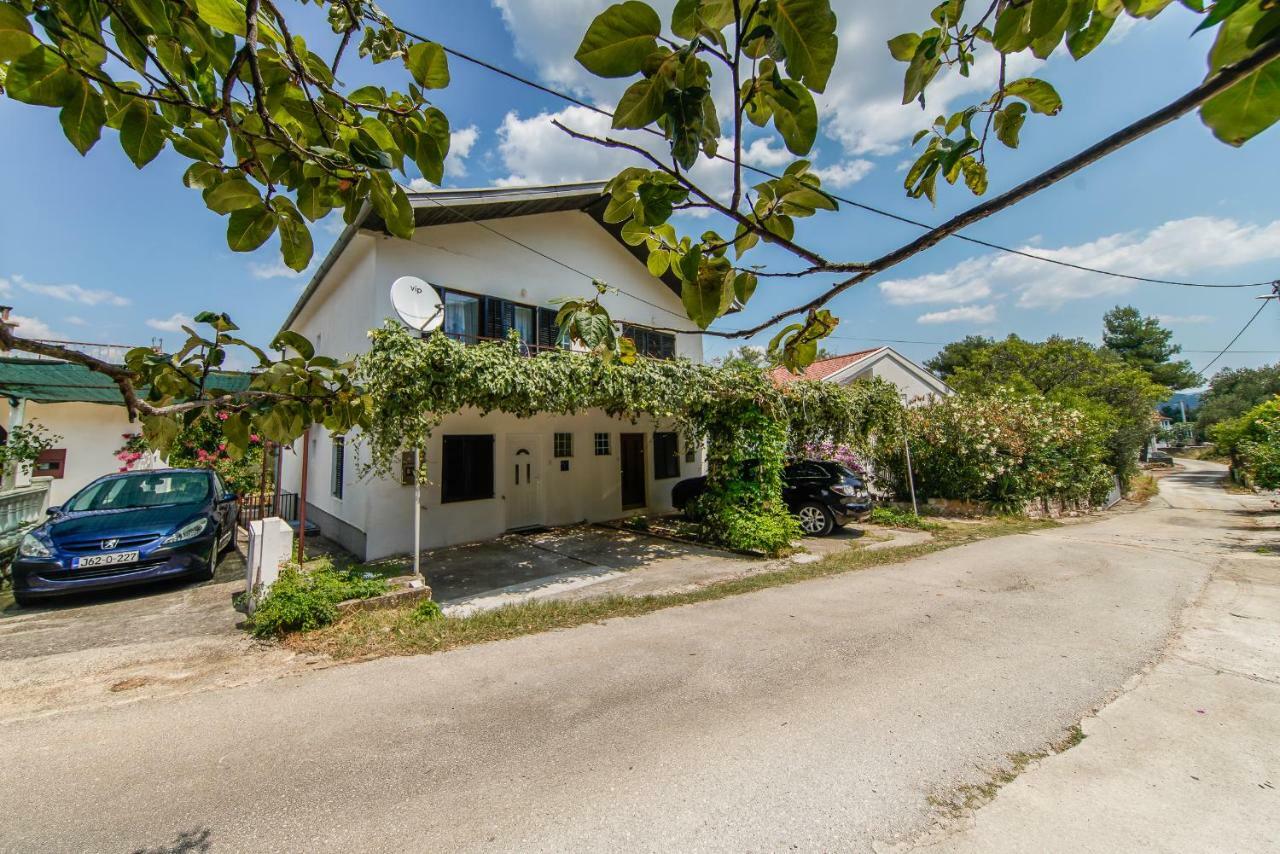 Guesthouse Klara Duba Stonska Eksteriør billede